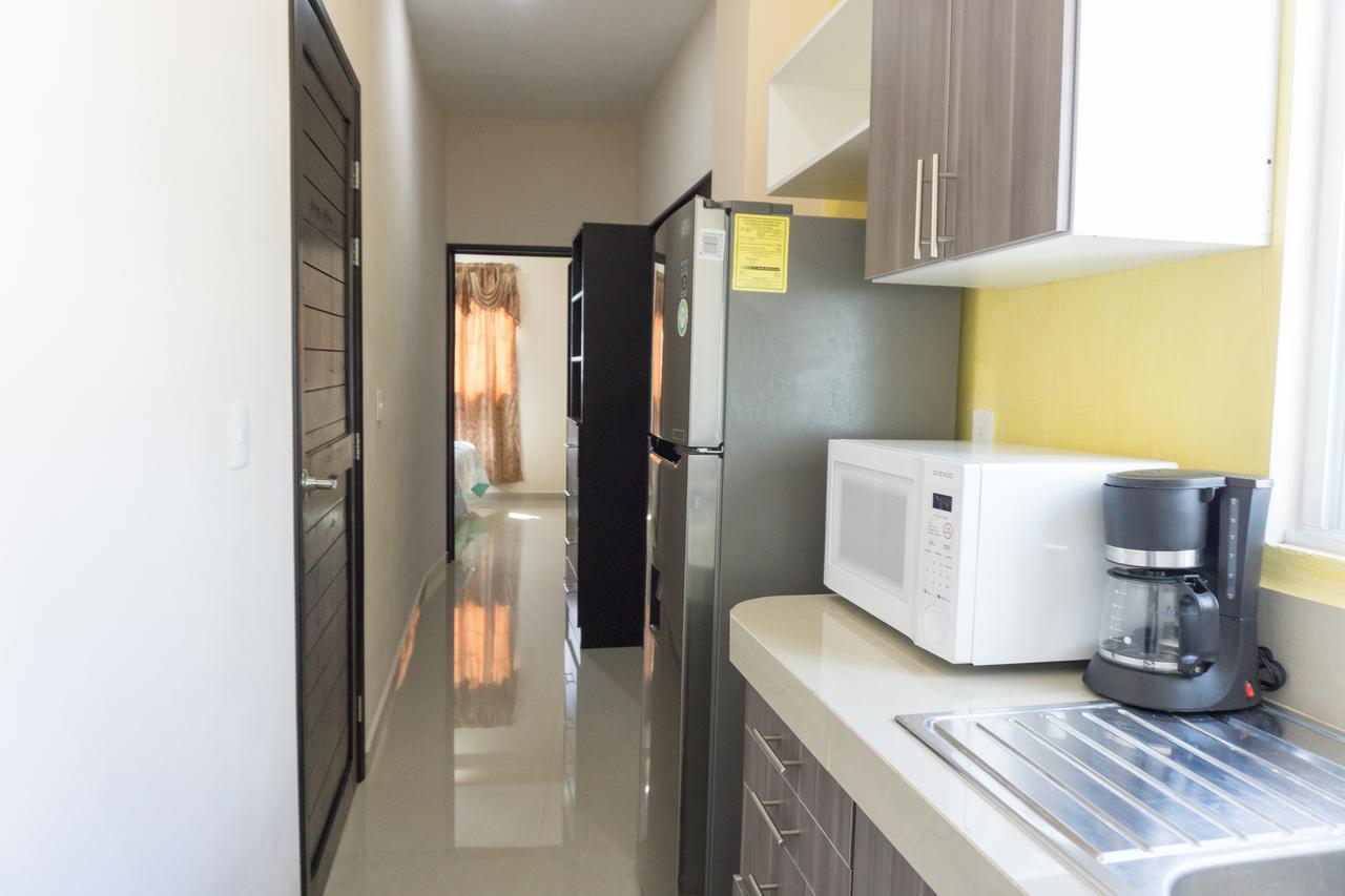 Hotel Suites La Roca Cancún Eksteriør bilde