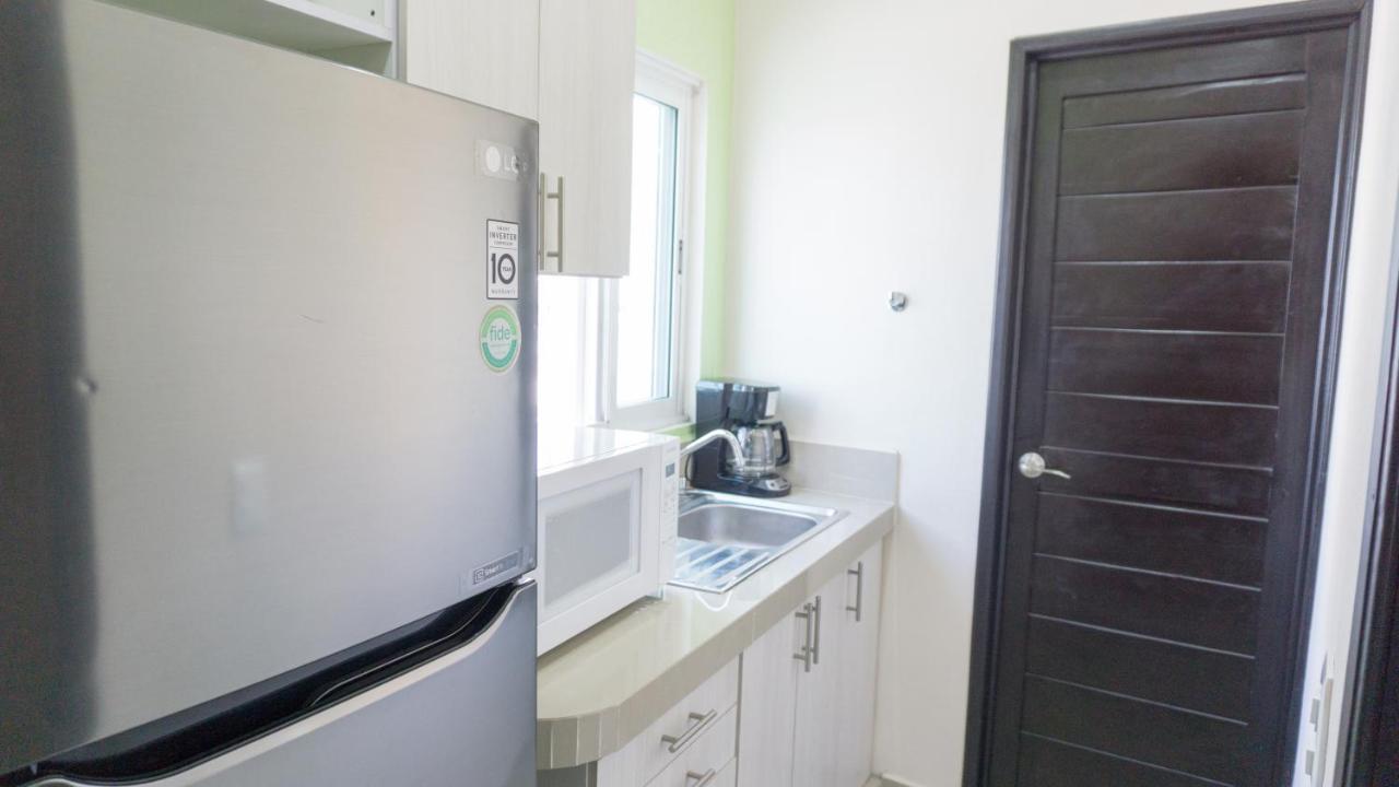 Hotel Suites La Roca Cancún Eksteriør bilde